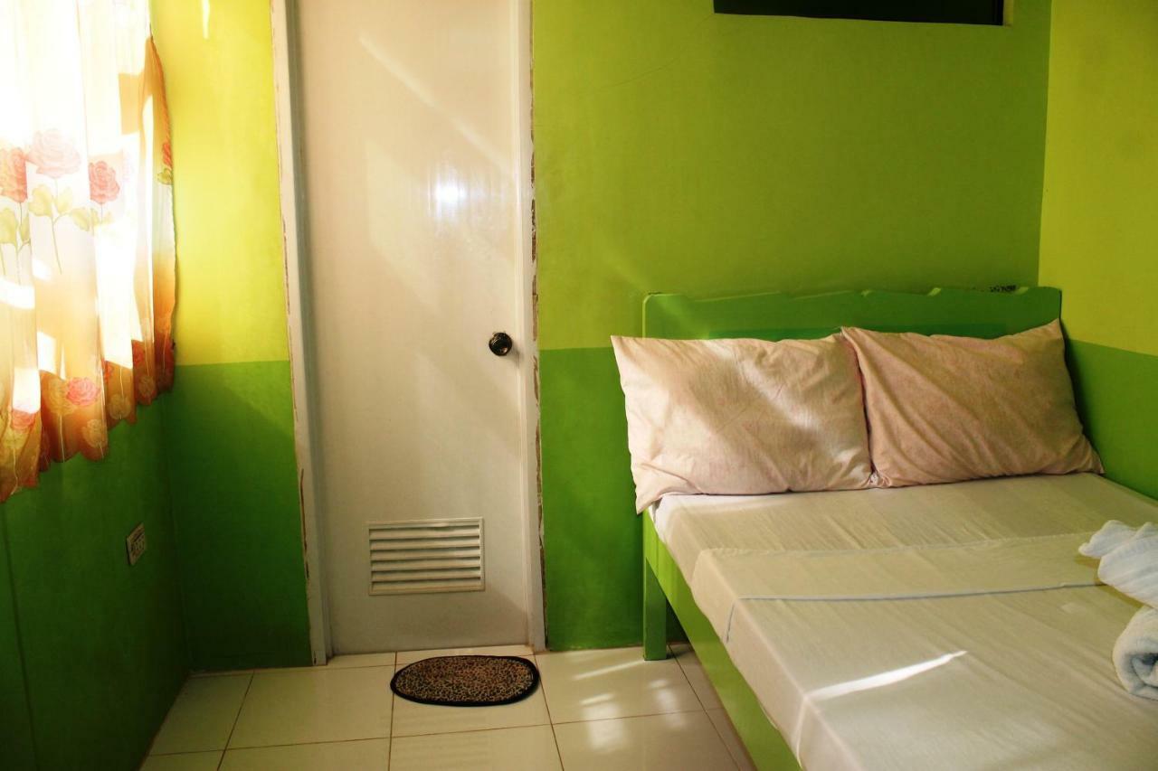 Austria'S Guest House El Nido Exterior photo