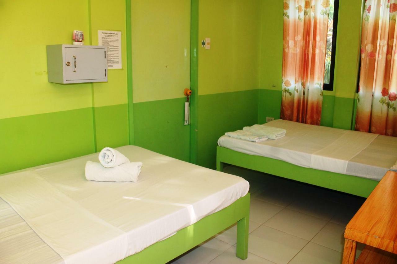 Austria'S Guest House El Nido Exterior photo